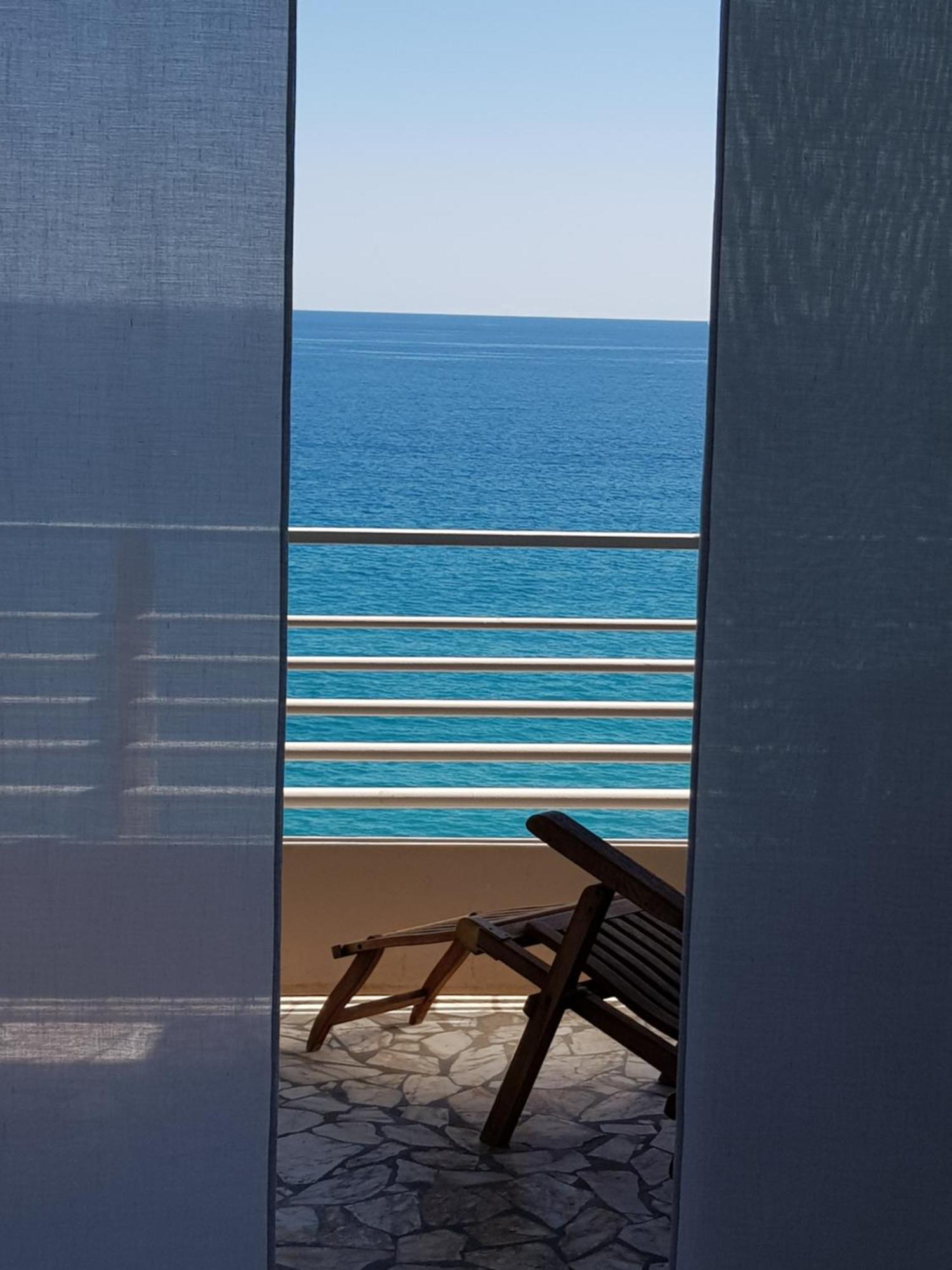 Menton Front Bord De Mer Cote D'Azur Florentina Sea View French Riviera Proche Monaco Montecarlo Superb Studio 외부 사진